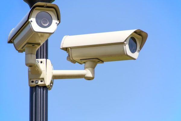 Modernios apsaugos sistemos namams: kaip išsirinkti tinkamiausią?